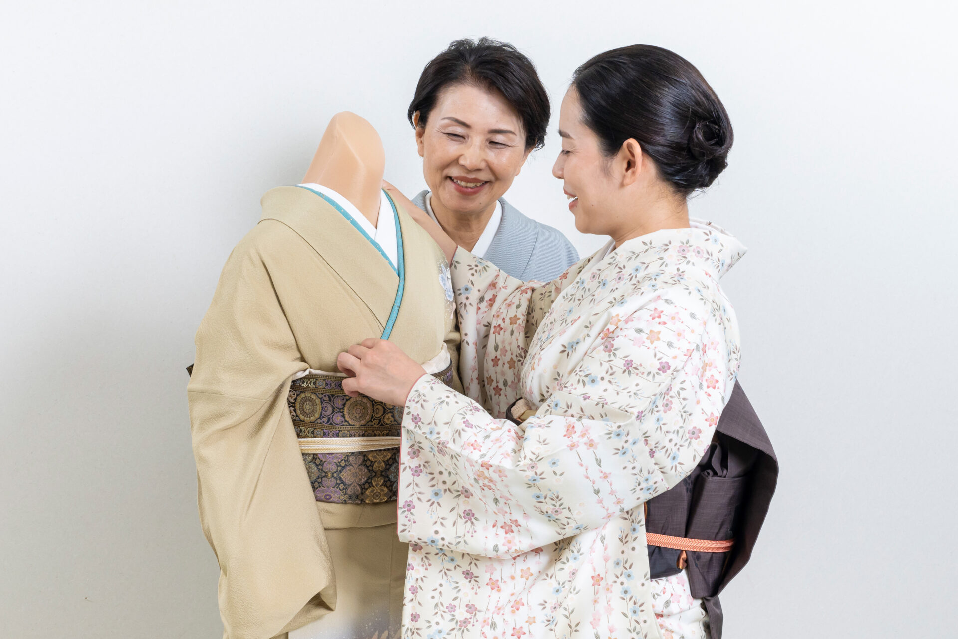 京都きもの学院　着物着付けボディ 立川教室.jpg