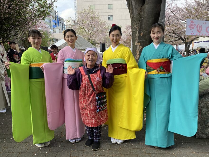 地元の皆さんからもたくさんお声かけいただき、記念撮影させていただきました